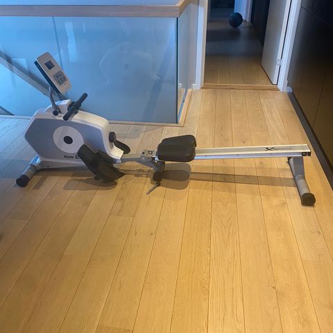 X-erfit  Row 200 - romaskin - som ny