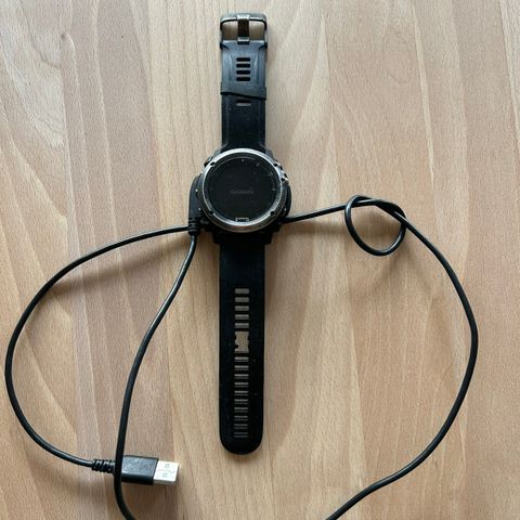 Garmin Fenix 3 Sapphire HR m. lader