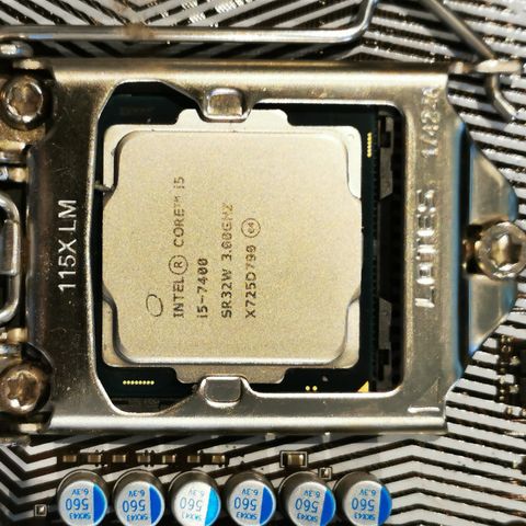 Intel i5 7400 CPU