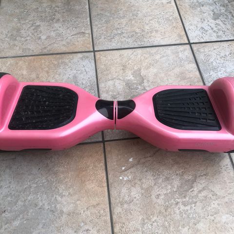 Hoverboard Rosa (Er ikke ødelagt men funker fortsatt ikke)