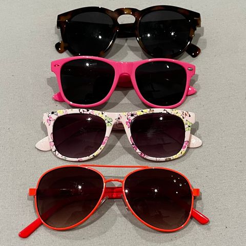 4 par solbriller