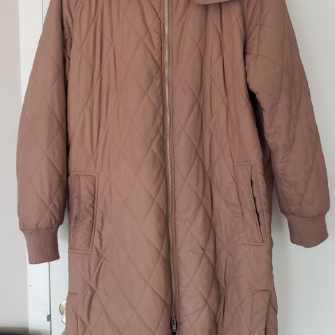 Extra IW hood coat. Str. 38. 200 kr