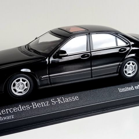 1:43 Minichamps Mercedes - Benz S-Klasse  W220 1998