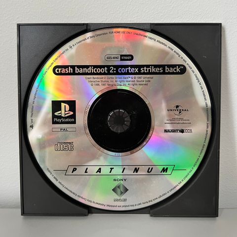 PlayStation spill: Crash Bandicoot 2: Cortex strikes back (bare disken)