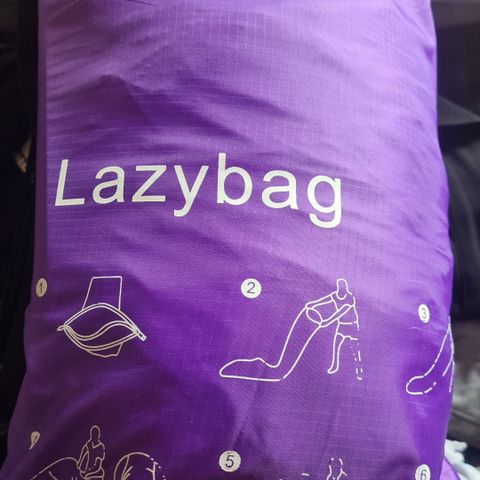 Lazy bag selges