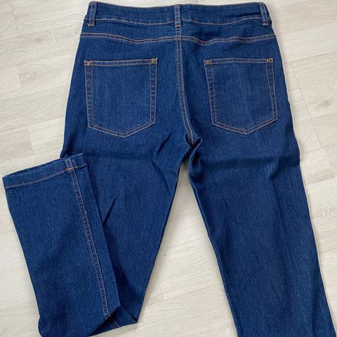 B Young jeans 30x30