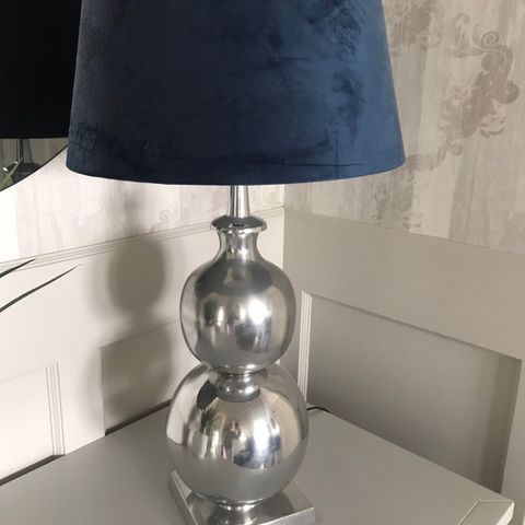 Bordlampe fra drømmehjem