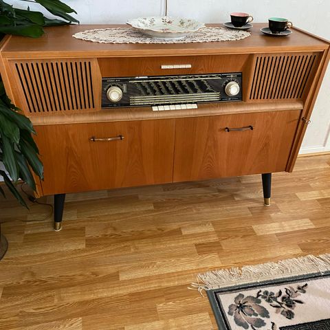 Retro Teak Radiokabinett - Radionette Grand stereo hi fi vurderes solgt