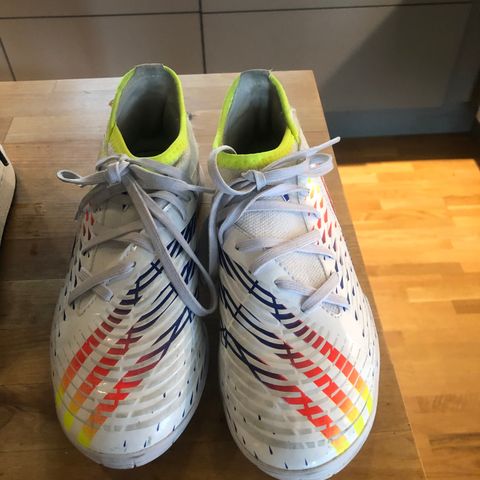 Adidas Predator innefotballsko str 36.