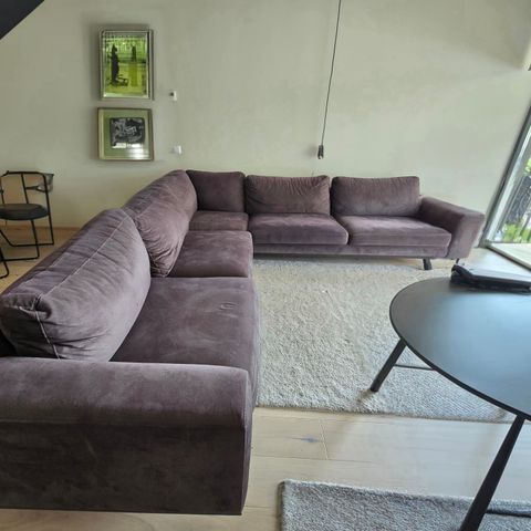 Sofa velour fin brukt.