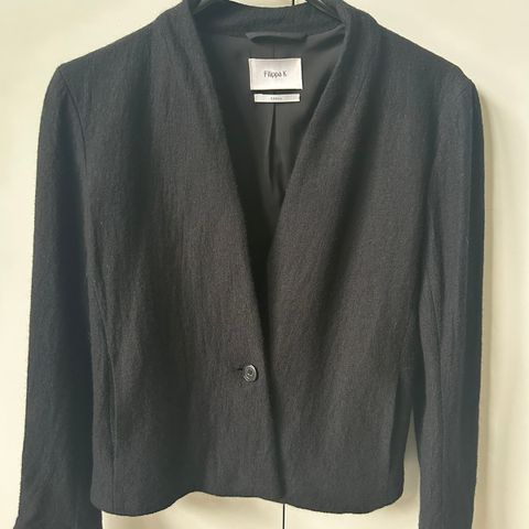 Filippa K klassisk blazer i tynn ull, svart, strl. XS