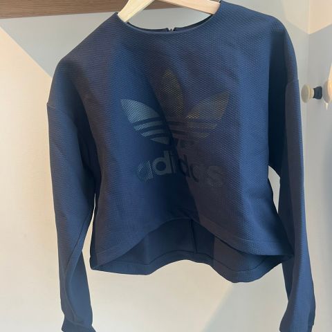 Genser fra Adidas