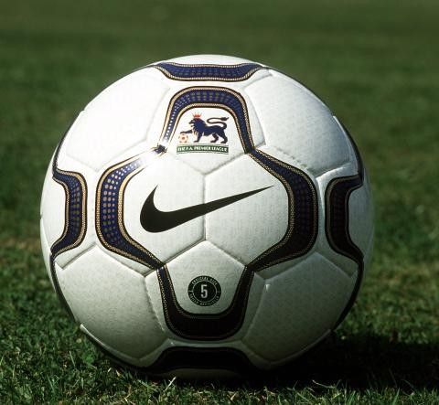 FA PREMIER LEAGUE BALL 2001/2002