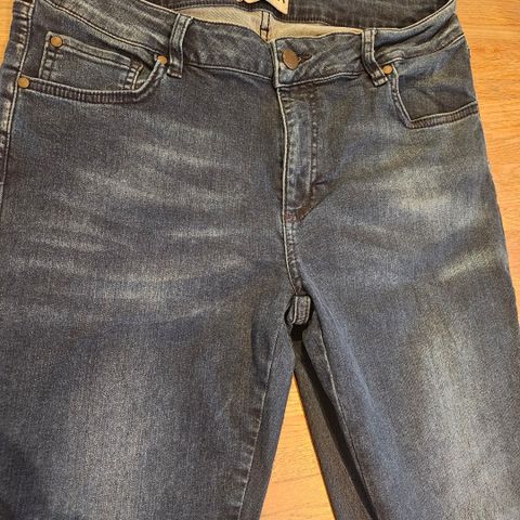 Denim by Donna, str 32/32