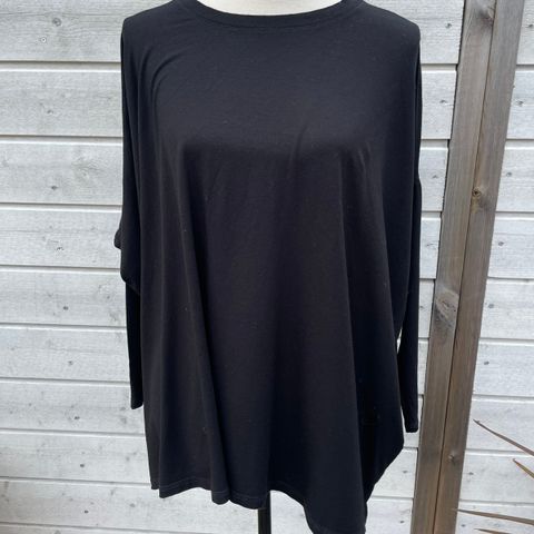 Masai genser svart str. S - oversized