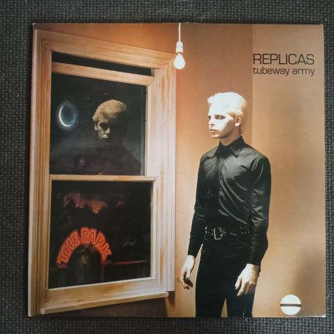 Tubeway Army Replicas