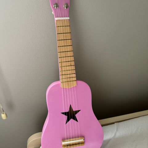 Rosa gitar barn