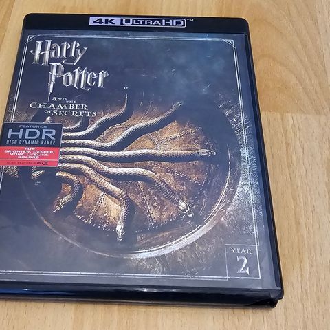 Harry Potter and the Chamber of Secrets på 4K Ultra HD + Blu-ray selges