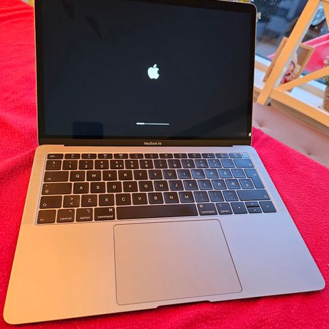 Macbook air 2019 256 GB (kjøpt i 2020)