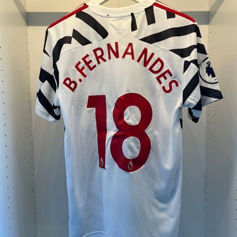 Manchester United 2020/2021 tredjedrakt # 18 B.Fernandes