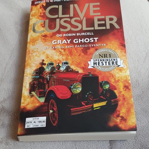 Gray Ghost " Clive Cussler og Robin Burcell"