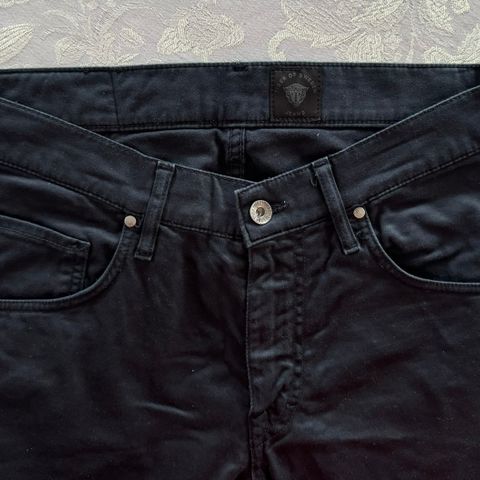 Sort jeans fra Tiger of Sweden str 32/32