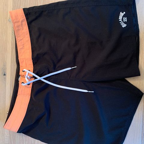 Ubrukt shorts str 32