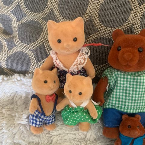 Sylvanian familier fra 80 tallet🤩 9 stk totalt/ vintage/reservert