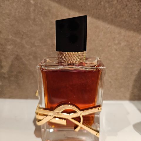 Yves Saint Laurent parfyme