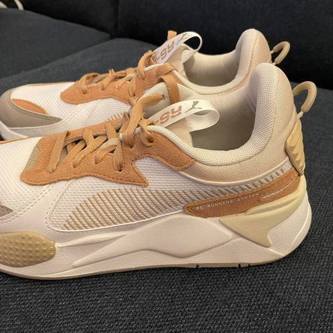 Dame sneakers Puma - str 40