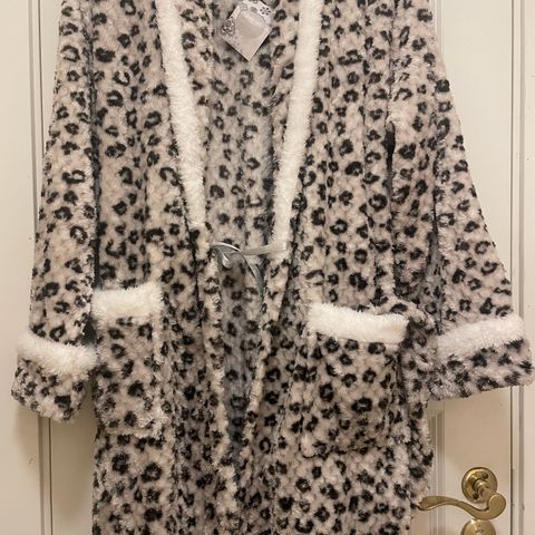 Leopard skin robe