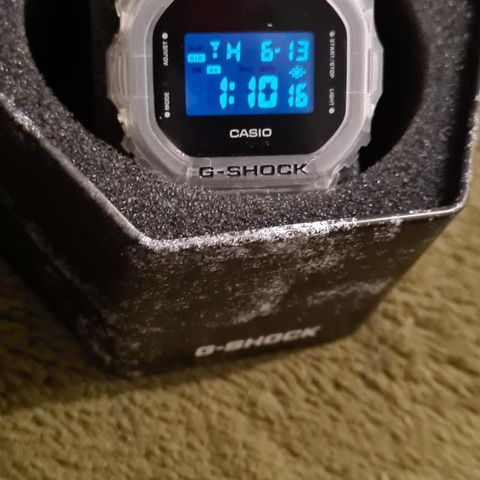 Casio G-Shock Digital Klokke Selges