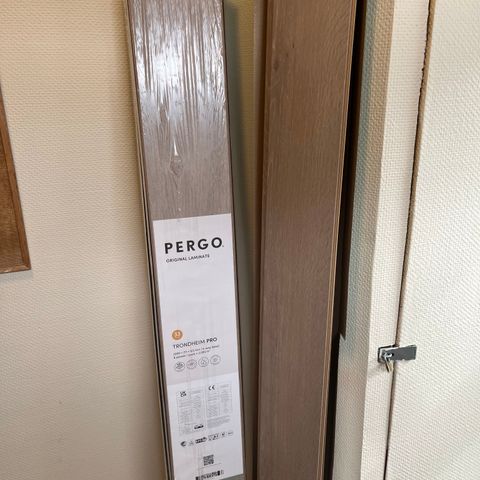 Laminat Pergo romantic greige oak