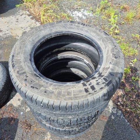 215/65 R15C forsterket dekk