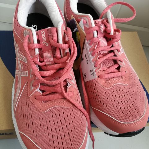 Asics joggesko