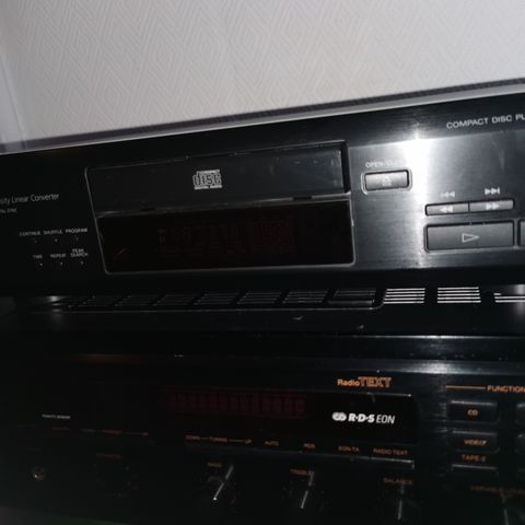 Sony cdp-m205