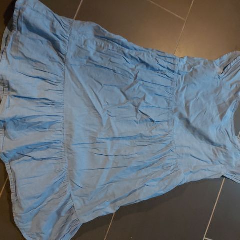 Herlig sommerkjole fra h&m str 152