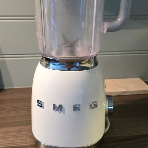 Smeg blender