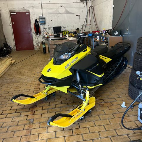 Ski-doo Summit 850, 2018, 146" 4900km