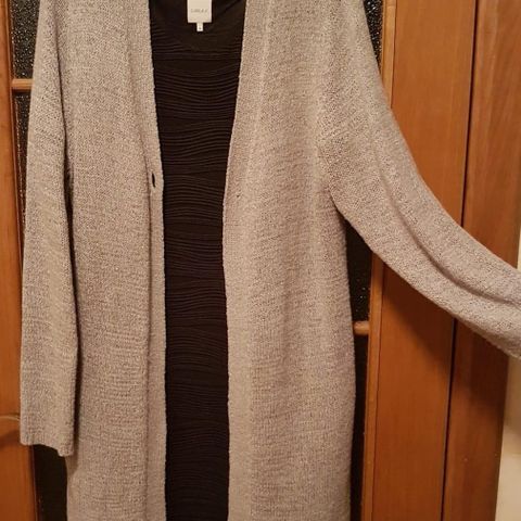 Flott cardigan fra Carla F. Str. XXL