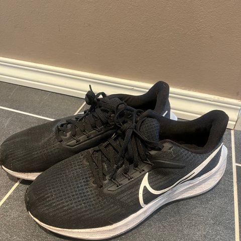 Nike air zoom sko str 40,5