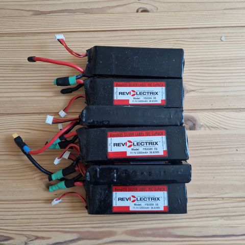 7 3s LiPo RC batteries. 3300mAh 70C