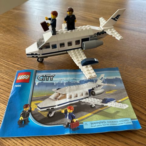 Lego 7696 Commuter Jet