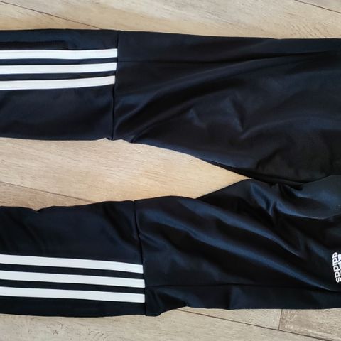 Adidas, ny treningsbukse 140