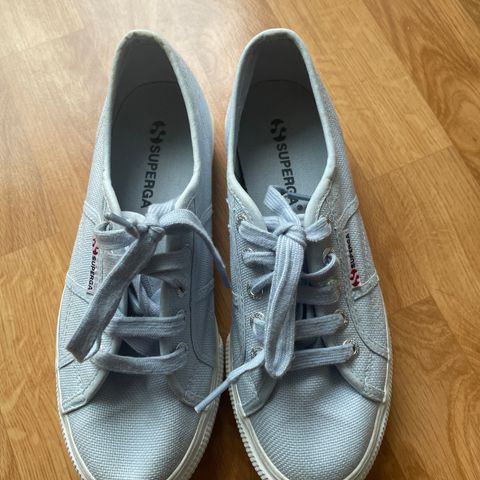 Superga sko