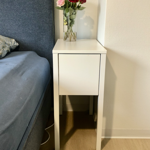 Nattbord, hvite fra IKEA, 2 stk