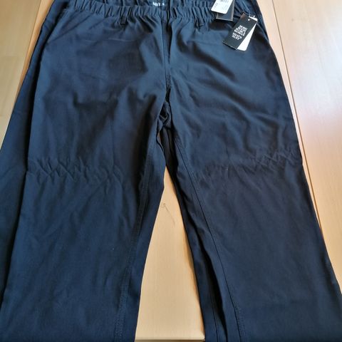 2 like nye/ubrukte bukser fra Kapp Ahl Annie treggings str 52