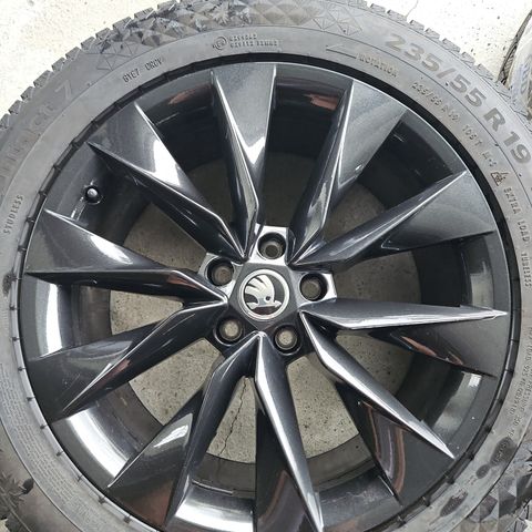 19" Originalt hjulsett til Skoda Enyaq med Continental Viking Contact 7 piggfri