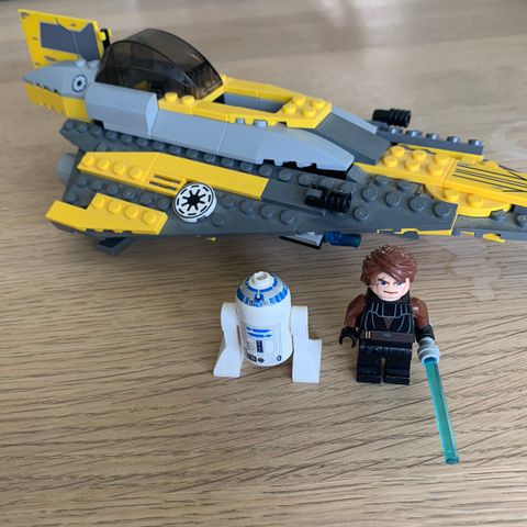 Lego Star Wars: Anakin’s jedi starfighter 7669