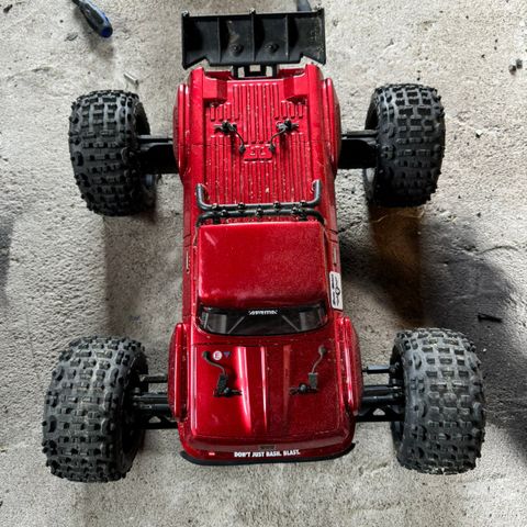 Arrma outcast 4s